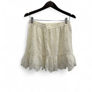 AE Cream Eyelet Ruffle Skirt Size Medium